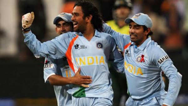 സര്‍പ്രൈസ് ക്യാപ്റ്റന്‍