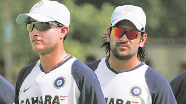 ധോണിയുടെ ബാറ്റിങ് പൊസിഷന് ധോണിയുടെ ബാറ്റിങ് പൊസിഷന്