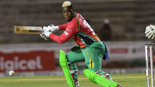 കളിക്കിടെ ഉപദേശം