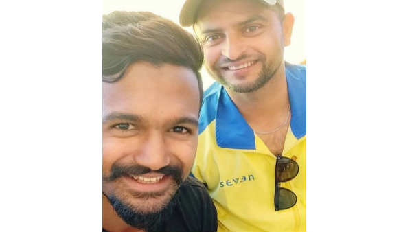 നാട്ടിലേക്കു മടങ്ങി