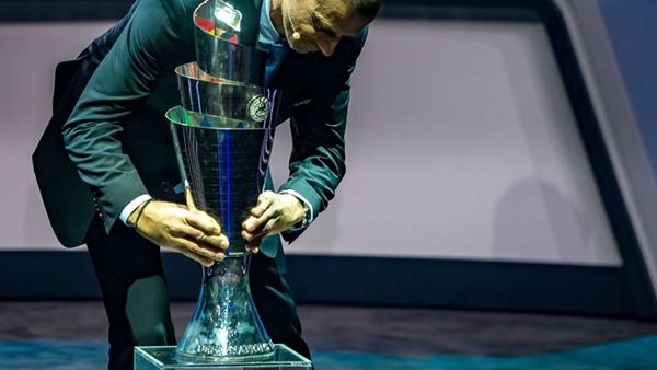 തീ പാറുന്ന പോരാട്ടം