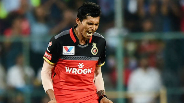 അവനാണ് ഹീറോ