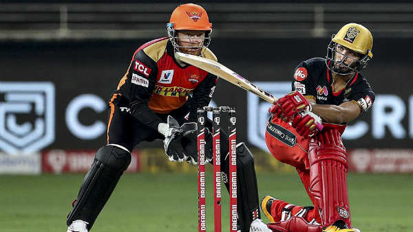 തകര്‍പ്പന്‍ തുടക്കം