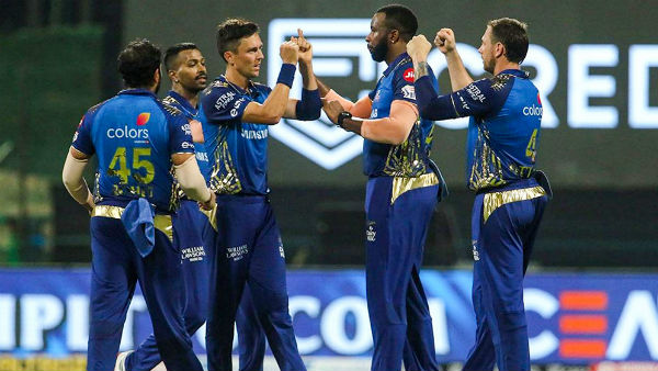 ഞെട്ടിച്ച ഫീല്‍ഡിംഗ്