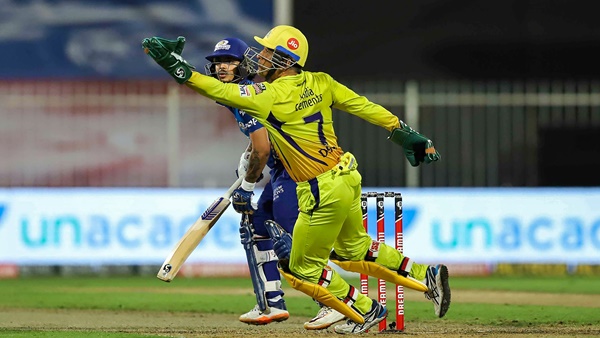 തോല്‍വി മുന്നില്‍ക്കണ്ടുള്ള ബൗളിങ്