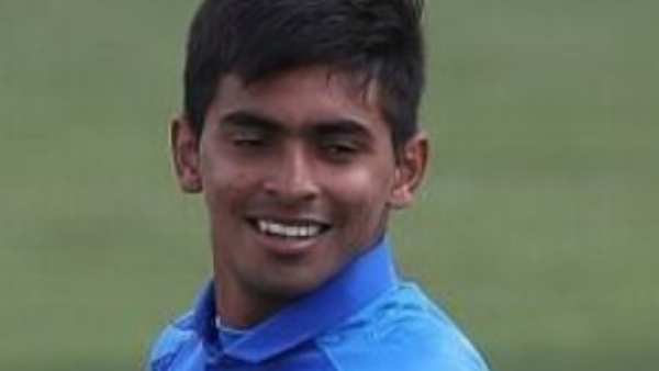 അണ്ടര്‍ 19 ലോകകപ്പ്, ആദ്യ ഓവറിലെ ഹാട്രിക്ക്