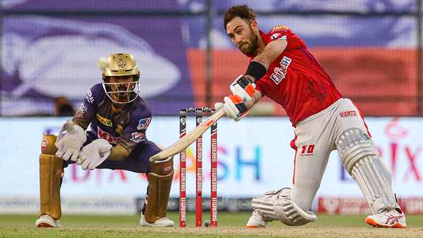 അവസാന ഓവറില്‍ 14 റണ്‍സ്