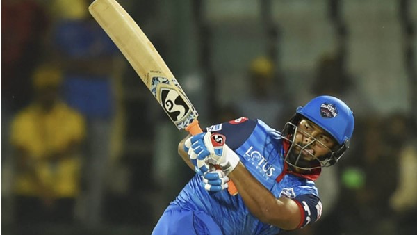 കാത്തിരിക്കുന്ന നാഴികക്കല്ലുകള്‍