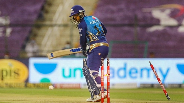 മധ്യ ഓവറുകളിലെ മെല്ലെപ്പോക്ക്