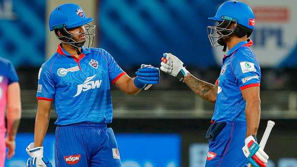 ധവാന്‍-ശ്രേയസ് കൂട്ടുകെട്ട്