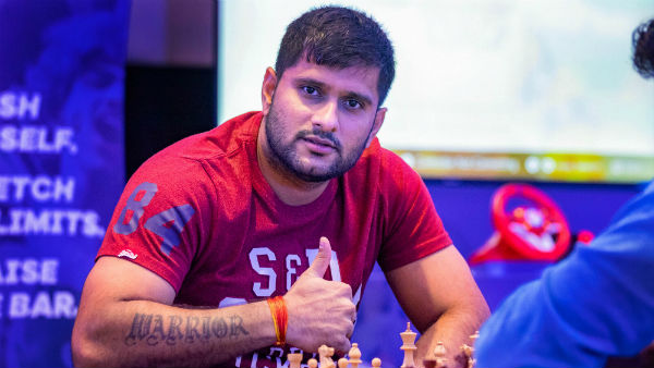 ഫിറ്റല്ലാത്ത തിവാരി