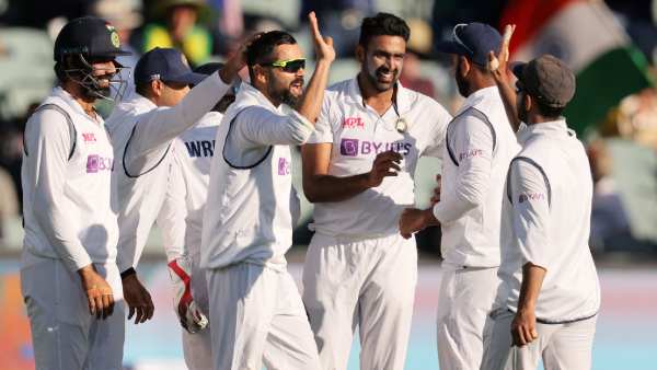 ആദ്യ ടെസ്റ്റില് ഇന്ത്യയുടെ പ്രകടനം ആദ്യ ടെസ്റ്റില് ഇന്ത്യയുടെ പ്രകടനം