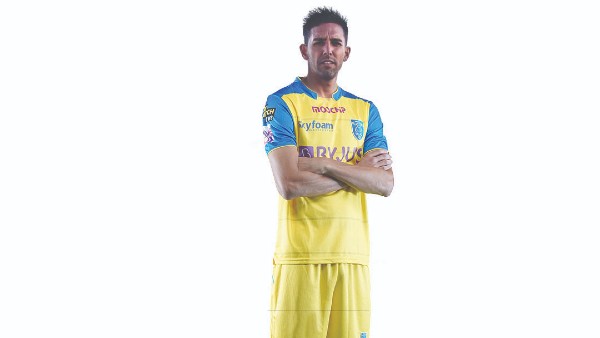 Kerala Blasters sign Spanish Mid-Fielder Juande Kerala Blasters sign Spanish Mid-Fielder Juande