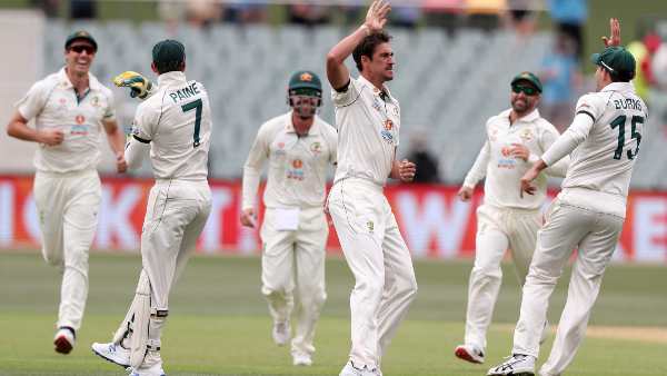 സ്റ്റാര്‍ക്ക് ബൗള്‍ഡാക്കി