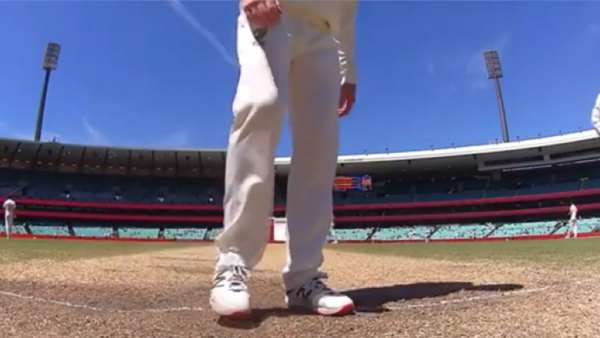 പിന്തുണച്ച് കോച്ചും