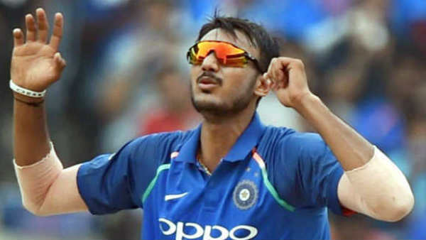 അക്ഷറിനെ തഴഞ്ഞു