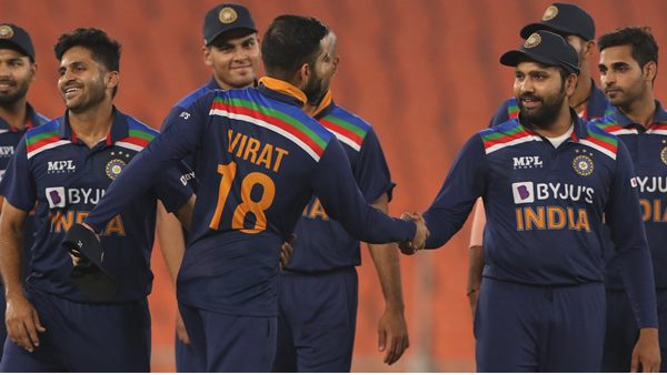 കരുത്തോടെ ഇന്ത്യ