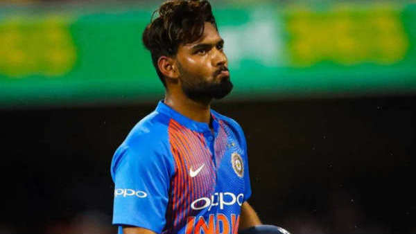 റിഷഭ് പന്ത് (7/10)