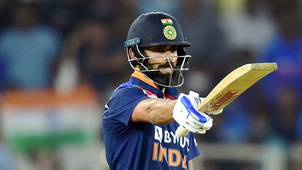 ടി20 അര്‍ധ സെഞ്ച്വറിയില്‍ രോഹിതിനെ മറികടന്നു