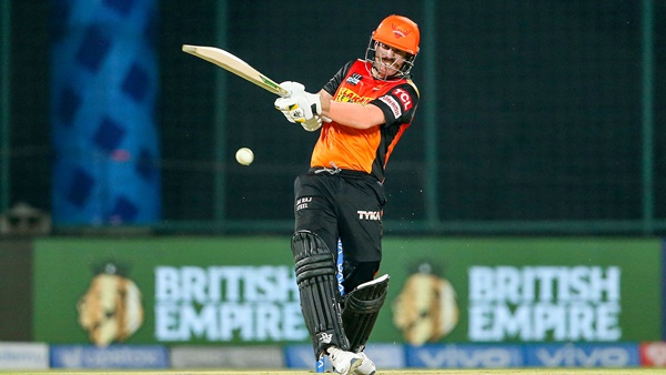 ഡേവിഡ് വാര്ണറുടെ മെല്ലെപ്പോക്ക് ഡേവിഡ് വാര്ണറുടെ മെല്ലെപ്പോക്ക്