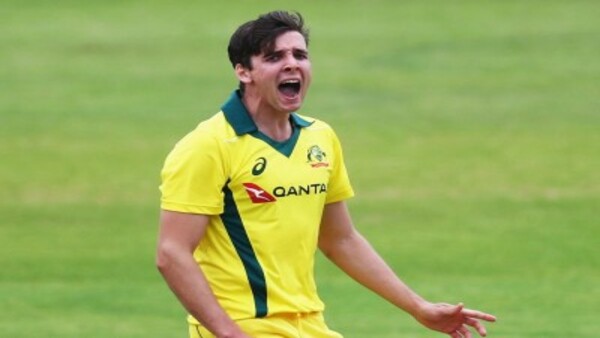 മാറേണ്ടത് ഏത് താരം