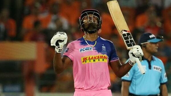 ആ രണ്ട് പേര്‍ തീപ്പൊരി