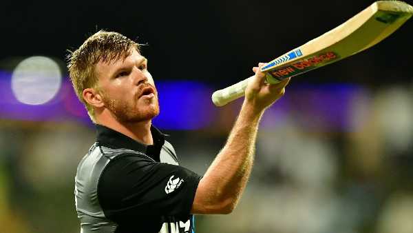  ഗ്ലെന്‍ ഫിലിപ്‌സ് (ന്യൂസിലാന്‍ഡ്)