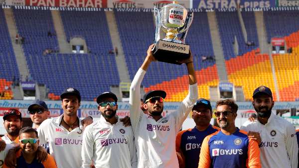 കാണികള്ക്കു പ്രവേശനം കാണികള്ക്കു പ്രവേശനം