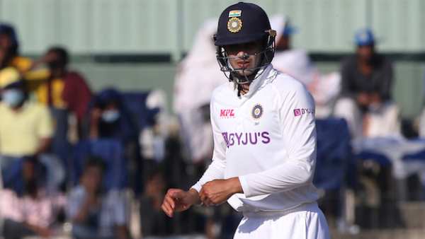  ഗില്ലിന്റെ ഫീല്‍ഡിങ് പൊസിഷന്‍