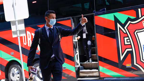  ഏറ്റവുമധികം യൂറോ കപ്പുകള്‍ കളിച്ച താരം