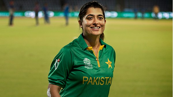 സന മിര്‍ (പാകിസ്താന്‍)