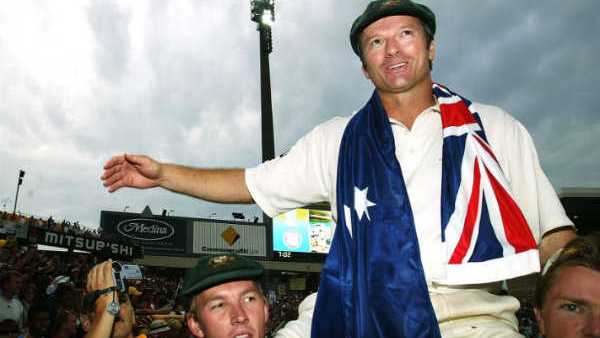  സ്റ്റീവ് വോ (1999-2004, ഓസ്‌ട്രേലിയ)