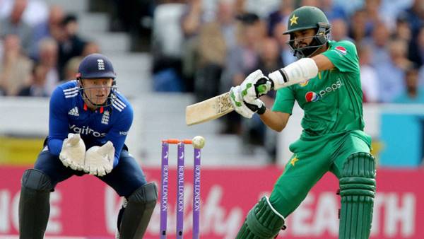 പാകിസ്താന് പാകിസ്താന്