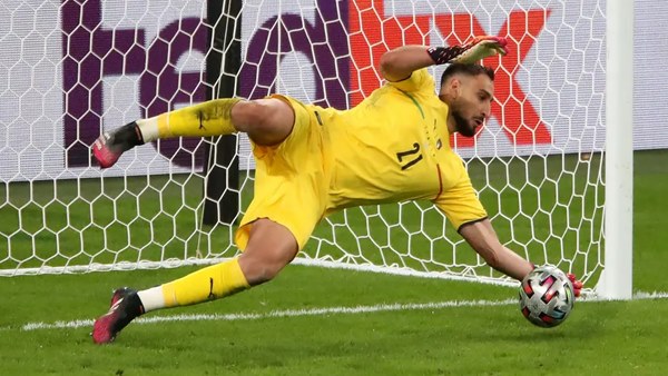 ടൂര്ണമെന്റിലെ താരമായി ഡൊണാറുമ ടൂര്ണമെന്റിലെ താരമായി ഡൊണാറുമ