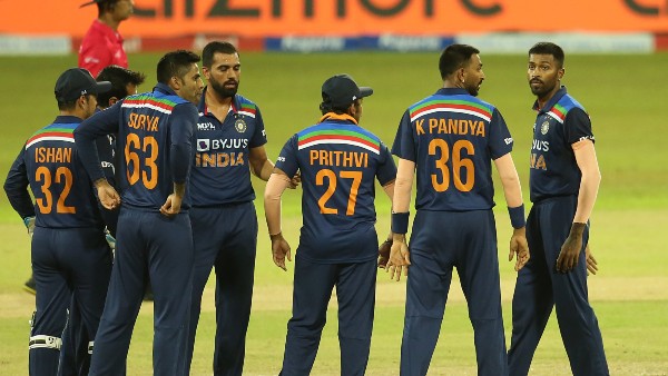  ബാറ്റ്‌സ്മാന്മാരുടെ പട്ടിക