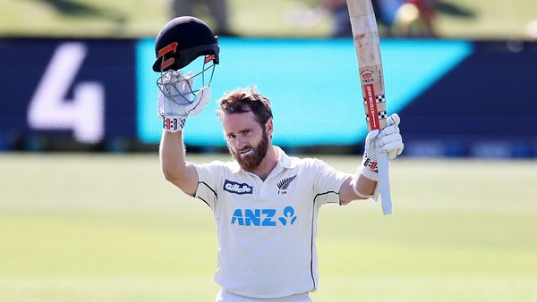 പരസ്യ ചിത്രങ്ങളില്‍ നിന്നുള്ള വരുമാനം