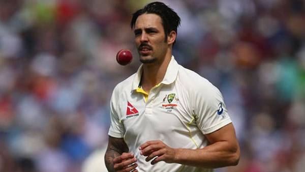 വഖാര്‍ യൂനിസ്, മിച്ചല്‍ ജോണ്‍സണ്‍, അലന്‍ ഡൊണാള്‍ഡ്