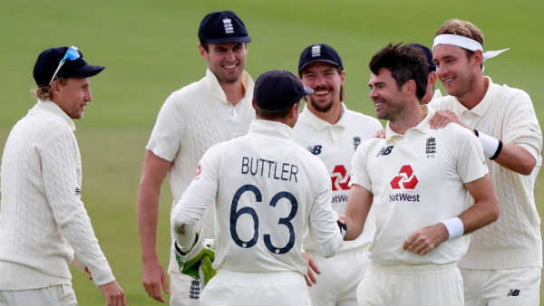  ഇംഗ്ലണ്ട് പ്ലെയിങ് ഇലവന്‍