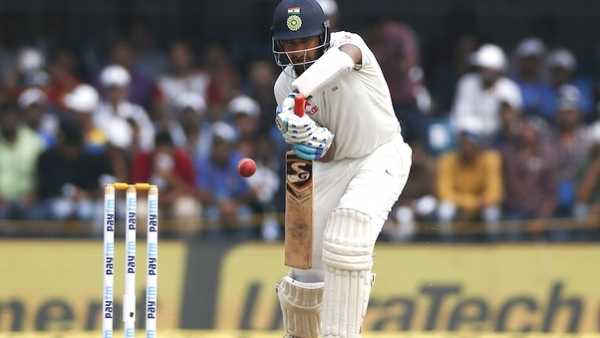  പുജാര 'പ്രതിമ' പോലെ നില്‍ക്കുന്നു