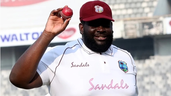 റഖീം കോണ്‍വാള്‍ (വെസ്റ്റ് ഇന്‍ഡീസ്)