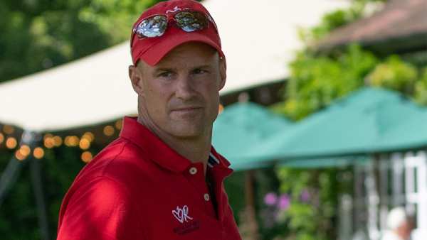  ടോപ്പ് ത്രീയെ മാറ്റണമെന്നു സ്‌ട്രോസ്