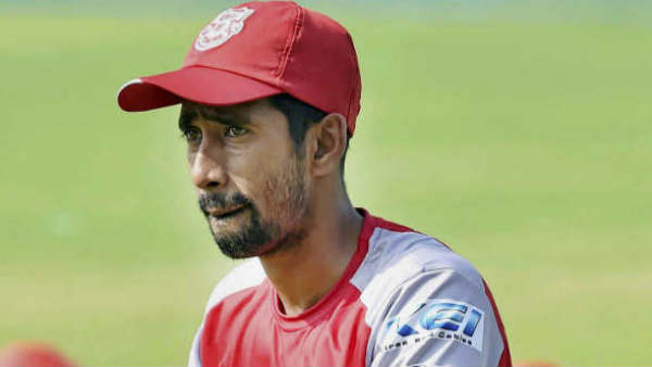  ഡേവിഡ് ഹസ്സി- വൃധിമാന്‍ സാഹ (104 റണ്‍സ്)