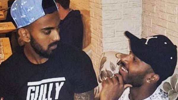  കോഫി വിത്ത് കരണ്‍ എപ്പിസോഡാണോ?