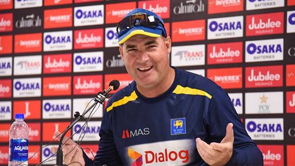 മിക്കി ആര്‍തുര്‍ (3.4 കോടി)