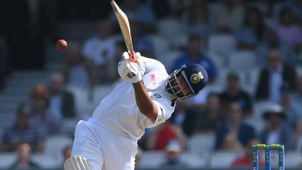  പകരം മൂന്നിലൊരാള്‍