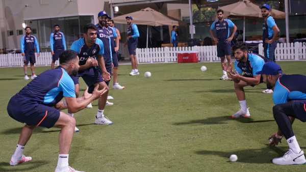  കോലി നല്‍കിയ സൂചനയില്‍ നിന്നുള്ള ഇന്ത്യന്‍ ടീം