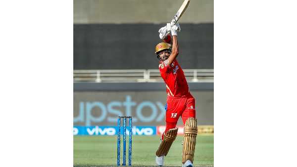  സിക്‌സറുകളില്‍ രണ്ടാമന്‍