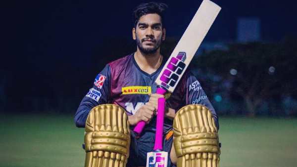  വെങ്കി മികച്ച ഓള്‍റൗണ്ടര്‍