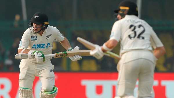  ലാതം ഫിഫ്റ്റിയടിച്ചു