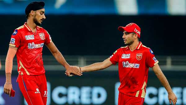  രണ്ടു പേരെ നിലനിര്‍ത്തിയേക്കും